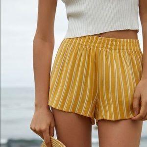 Cute yellow summer shorts
